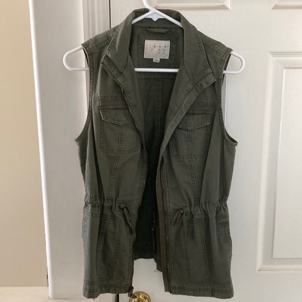 Army Green Sleeveless Utility Vest
